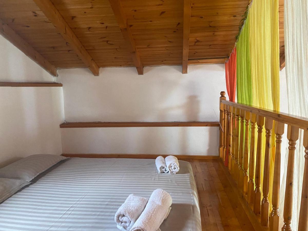 Rexhos Studios Himara Kültér fotó