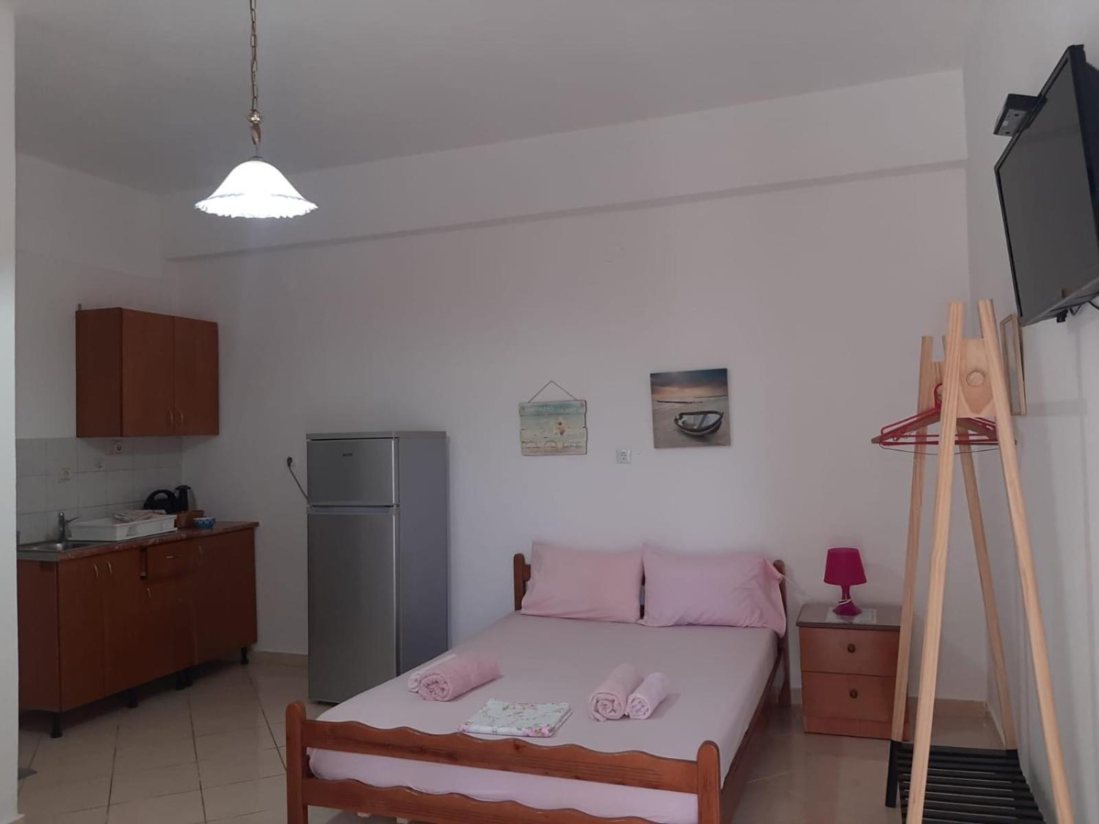 Rexhos Studios Himara Kültér fotó