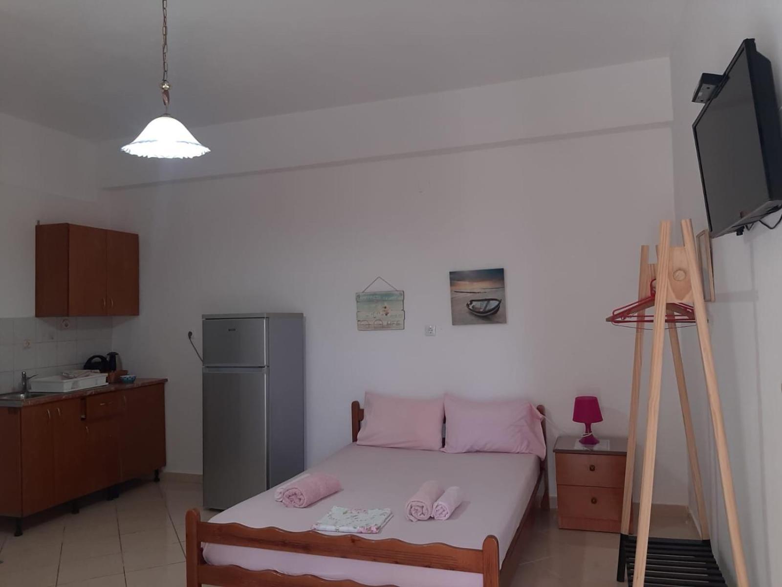 Rexhos Studios Himara Kültér fotó
